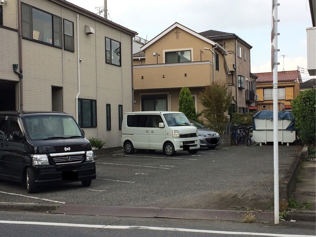 足立区西新井３丁目　月極駐車場